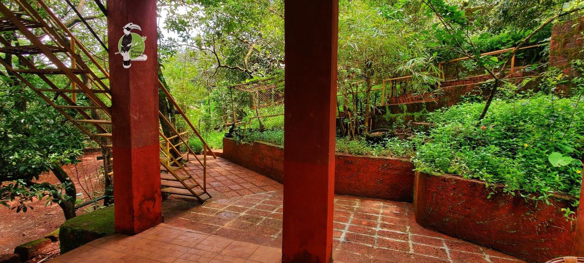 Amrutes' Nisarga Sahavas Villa Dapoli Room photo
